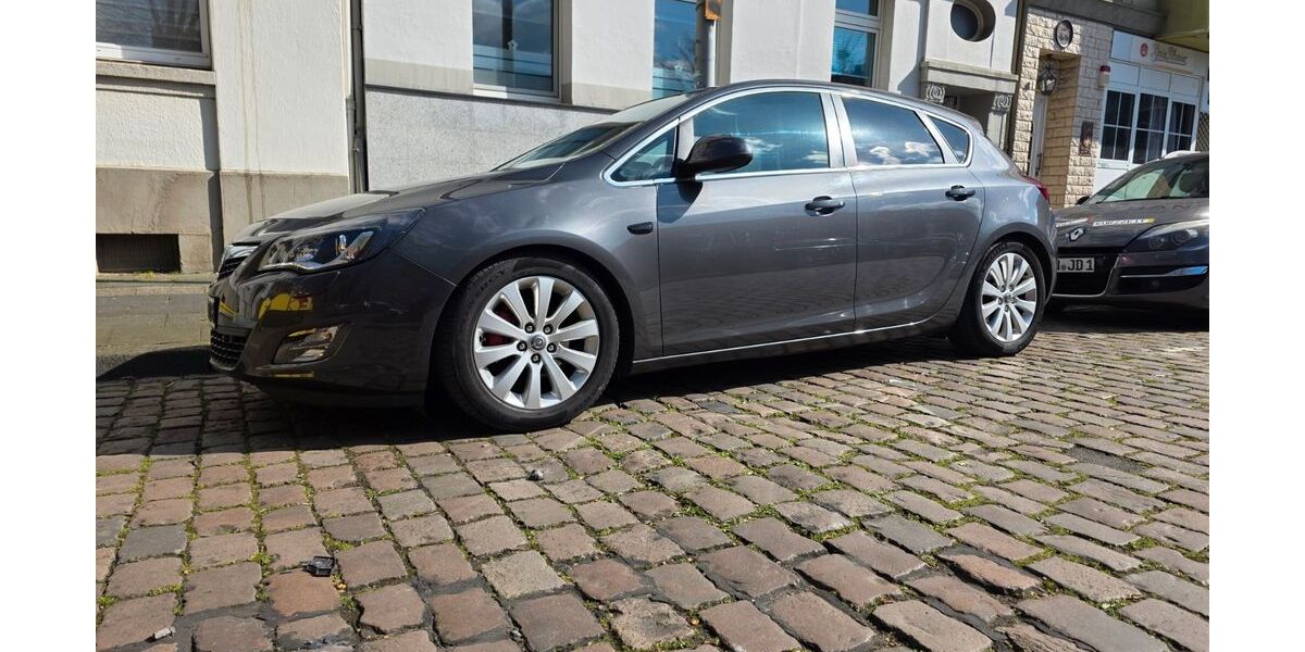 Opel Astra 135.500 km 4.899 &euro; Duisburg 47055
