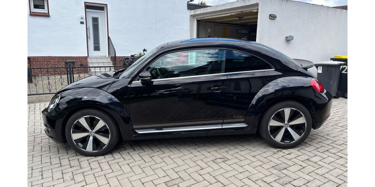 VW Beetle 98.000 km 11.099 &euro; Kamp-Lintfort 47475