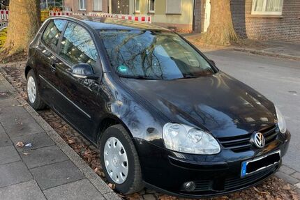 VW Golf 184.000 km 2.300 &euro; Duisburg 47139