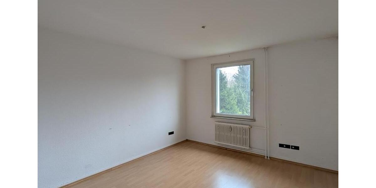 Etagenwohnung Duisburg Hamborn - 5 Zimmer, 95 m&sup2;, 749&euro; | Angebot:25743427