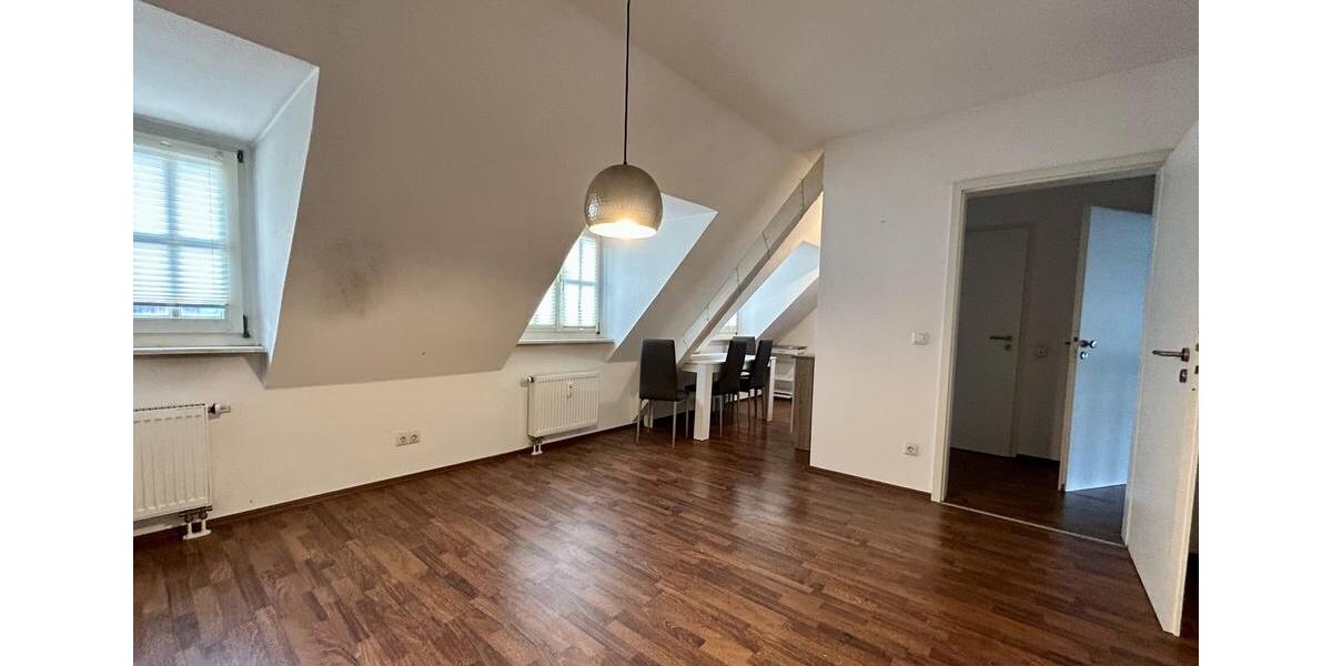 Dachgeschoßwohnung Dorsten Altstadt - 1 Zimmer, 26 m&sup2;, 335&euro; | Angebot:26633900