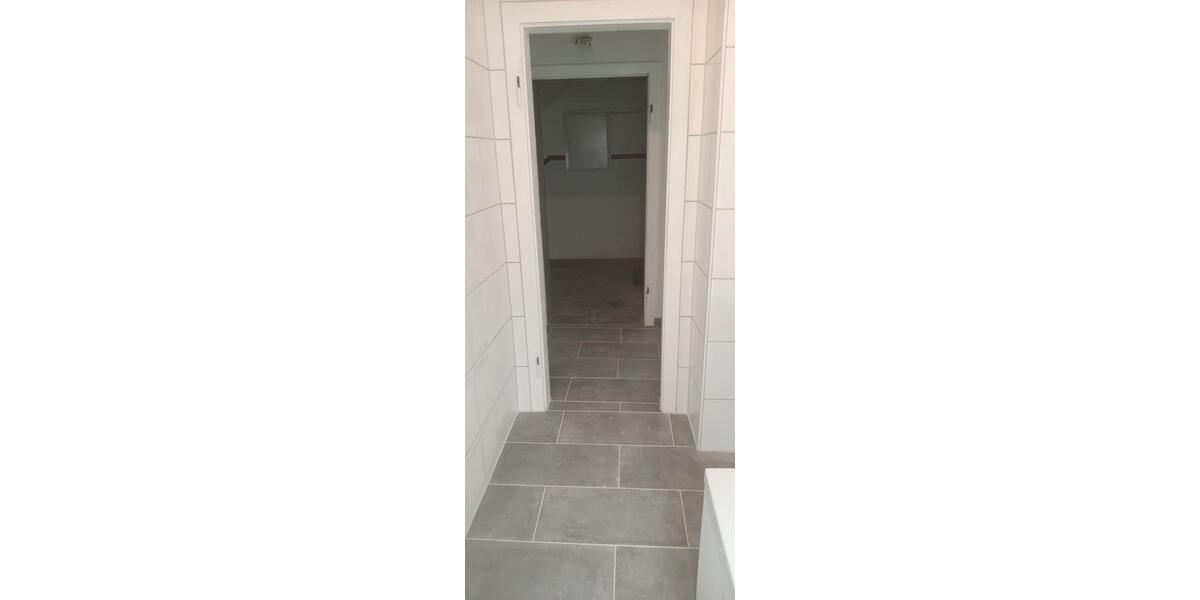 Etagenwohnung Duisburg Mittelmeiderich - 1.5 Zimmer, 33 m&sup2;, 500&euro; | Angebot:26482683