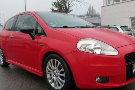 Fiat Grande Punto 177.554 km 2.700 &euro; Oberhausen 46047