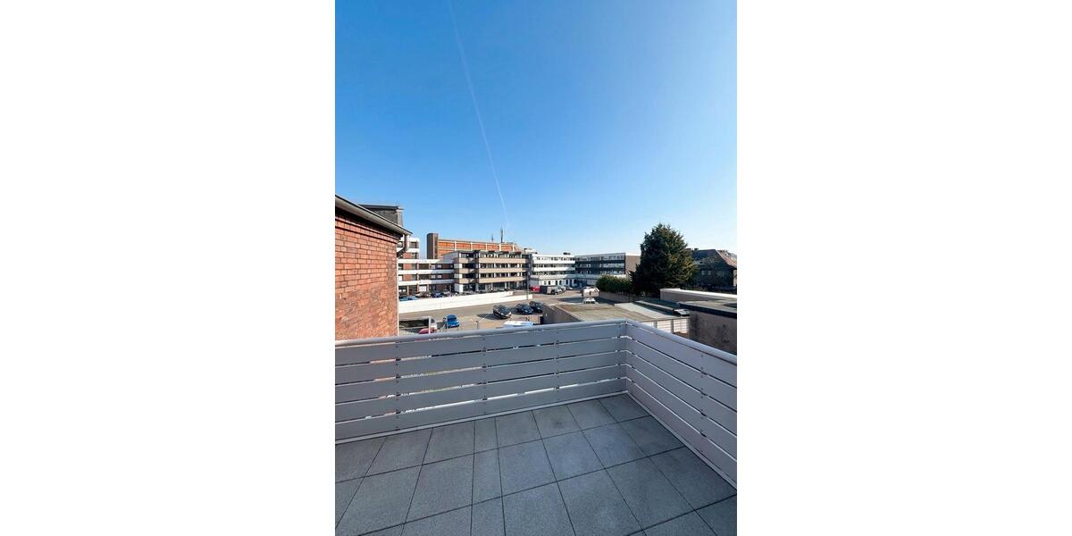 Etagenwohnung Kamp-Lintfort Lintfort - 4 Zimmer, 130 m&sup2;, 1.560&euro; | Angebot:25944923