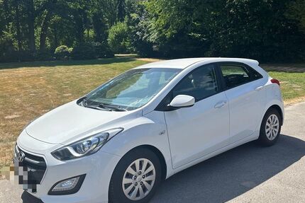 Hyundai i30 136.000 km 6.190 &euro; Wesel 46487