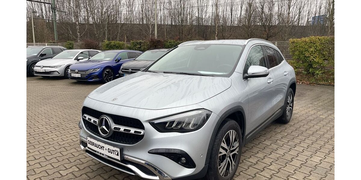 Mercedes-Benz GLA 250 12.270 km 37.890 &euro; Duisburg 47178