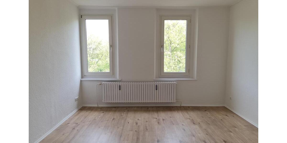 Dachgeschoßwohnung Duisburg Hamborn - 2 Zimmer, 55 m&sup2;, 375&euro; | Angebot:24752167