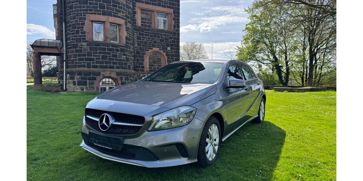 Mercedes-Benz A 180 105.000 km 11.300 &euro; Duisburg 47119