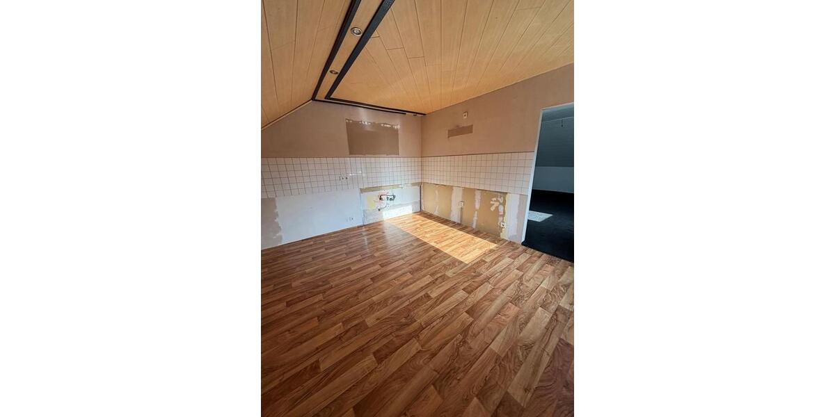 Etagenwohnung Rees - 4 Zimmer, 120 m&sup2;, 1.000&euro; | Angebot:26689649