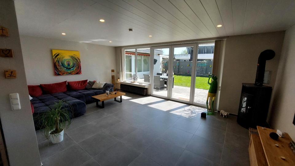 Bungalow Neukirchen-Vluyn Vluyn - 8 Zimmer, 160 m&sup2;, 449.000&euro; | Angebot:26075537