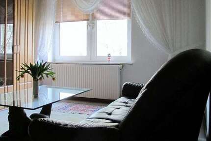 Zimmer Duisburg Mittelmeiderich - 2 Zimmer, 900&euro; | Angebot:24986823