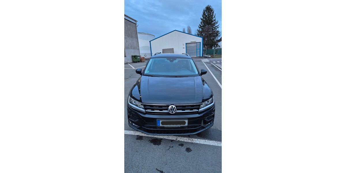 VW Tiguan 97.530 km 17.500 &euro; Duisburg 47239