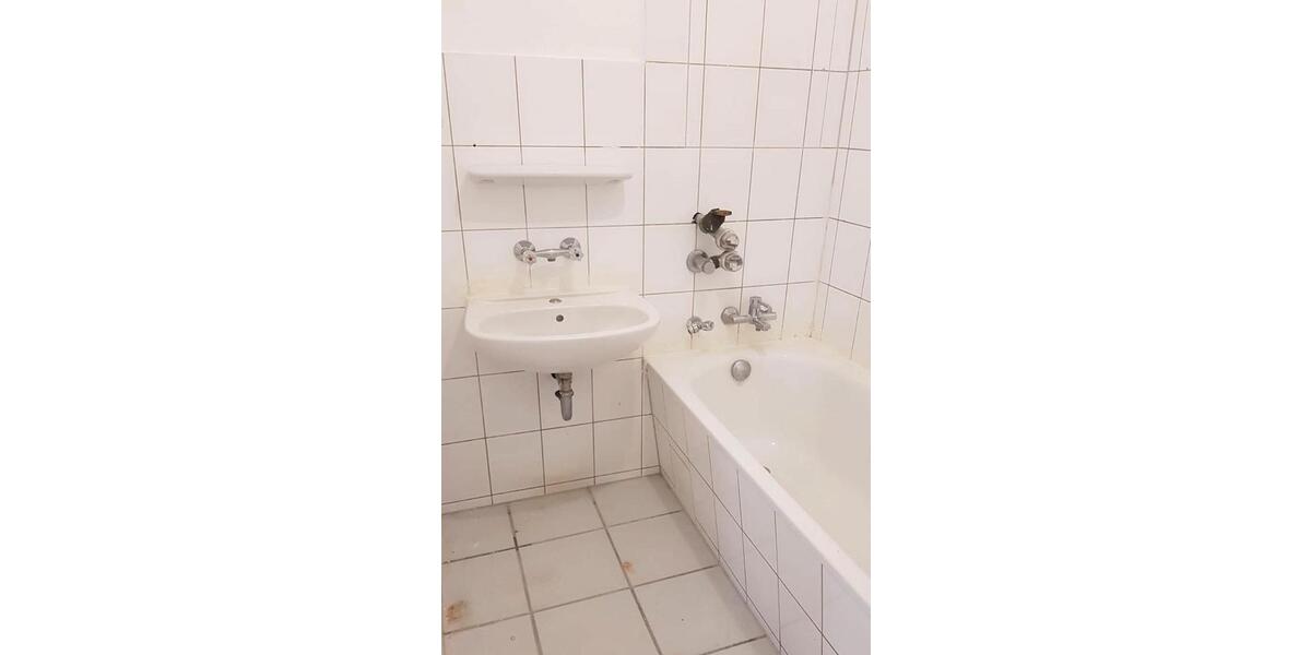 Etagenwohnung Duisburg Essenberg - 3 Zimmer, 84 m&sup2;, 850&euro; | Angebot:24984875