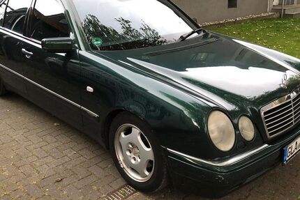 Mercedes-Benz E 240 239.739 km 2.000 &euro; gladbeck 45968