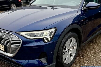 Audi e-tron 44.073 km 28.950 &euro; Kamp-Lintfort 47475