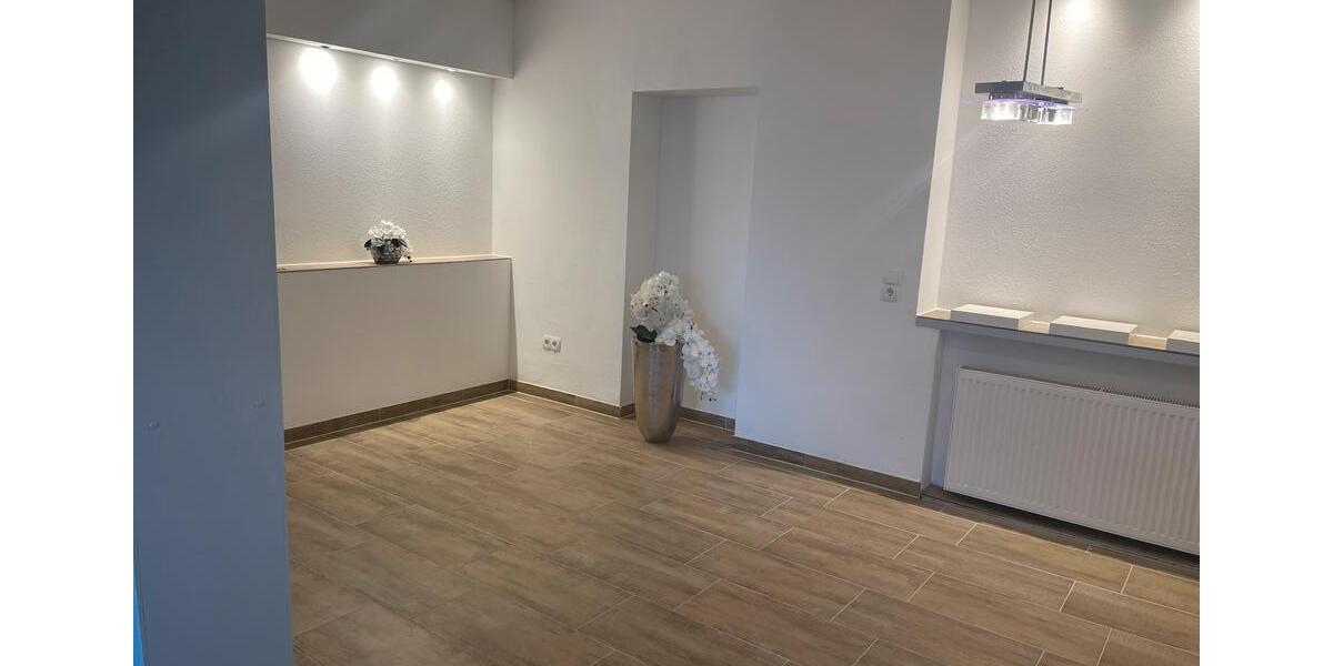Erdgeschoßwohnung Kamp-Lintfort Lintfort - 5 Zimmer, 88 m&sup2;, 1.350&euro; | Angebot:24780227