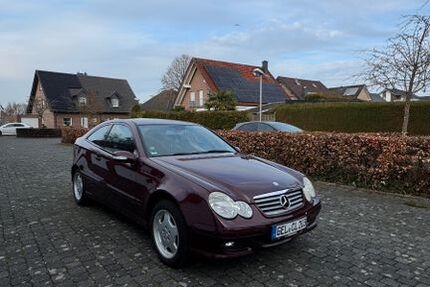 Mercedes-Benz C 230 212.000 km 3.900 &euro; Uedem 47589