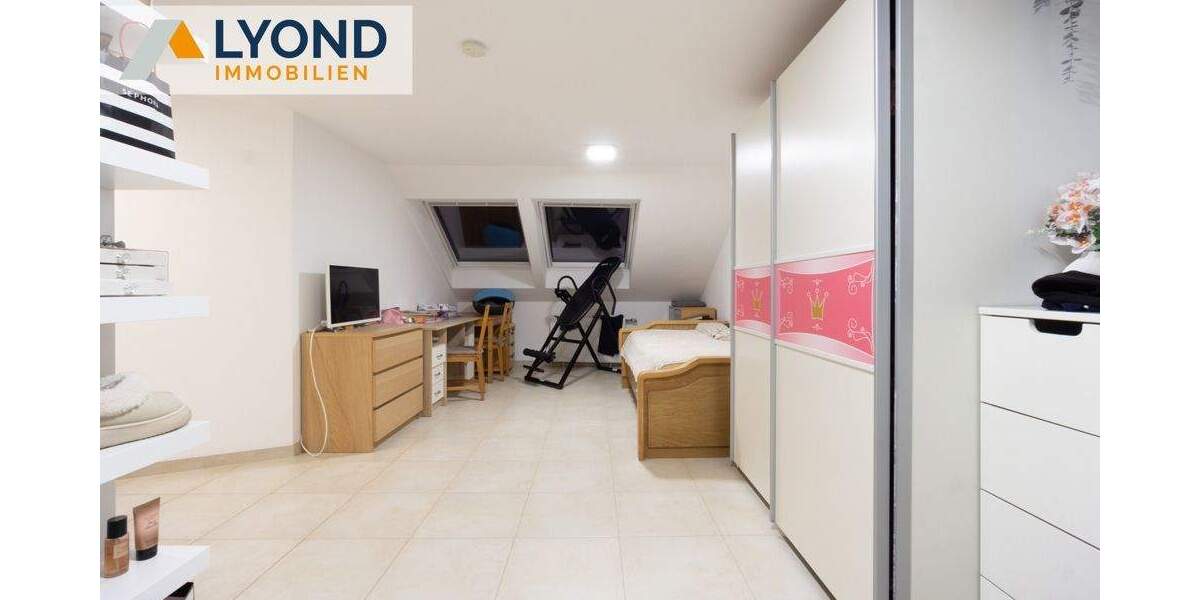 Etagenwohnung Moers Repelen - 4 Zimmer, 90 m&sup2;, 145.000&euro; | Angebot:25676842