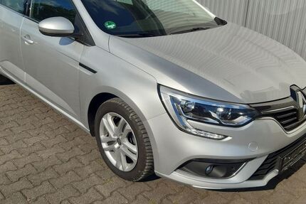 Renault Megane 42.587 km 13.250 &euro; Dorsten 46282