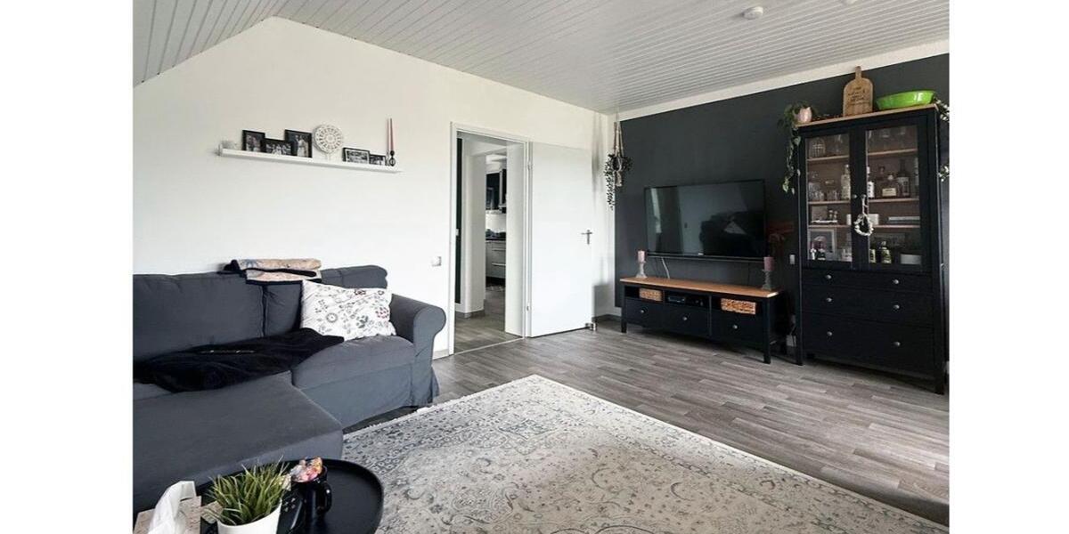 Dachgeschoßwohnung Hamminkeln - 4 Zimmer, 98 m&sup2;, 930&euro; | Angebot:25421963