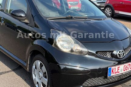 Toyota Aygo (X) 167.000 km 2.299 &euro; Geldern 47608