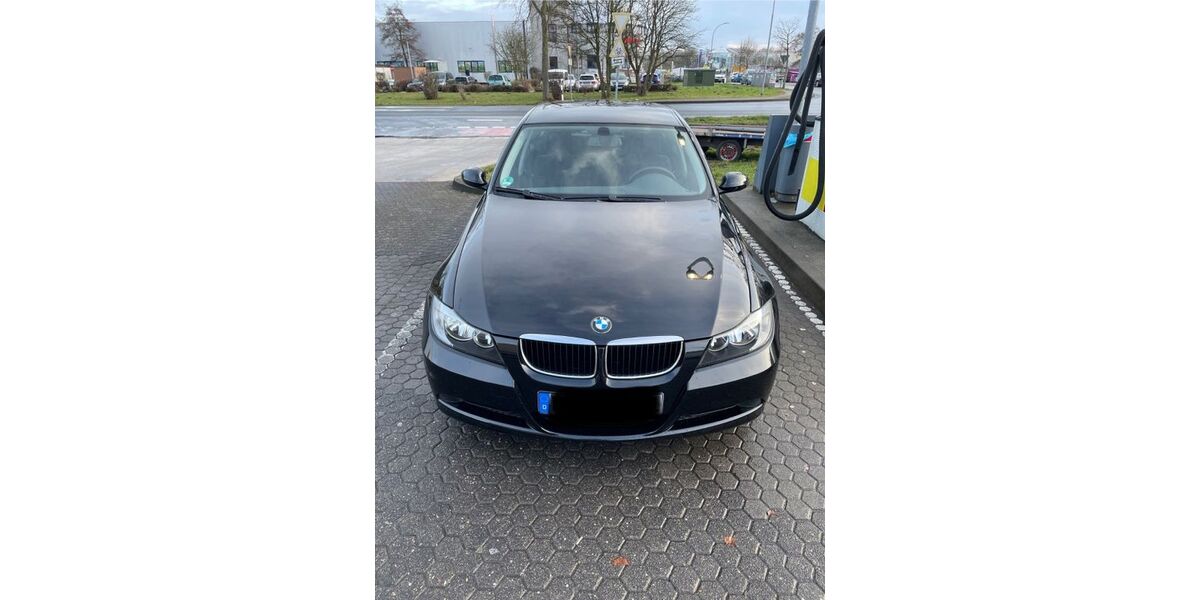 BMW 318 120.800 km 5.199 &euro; Neukirchen-Vluyn 47506