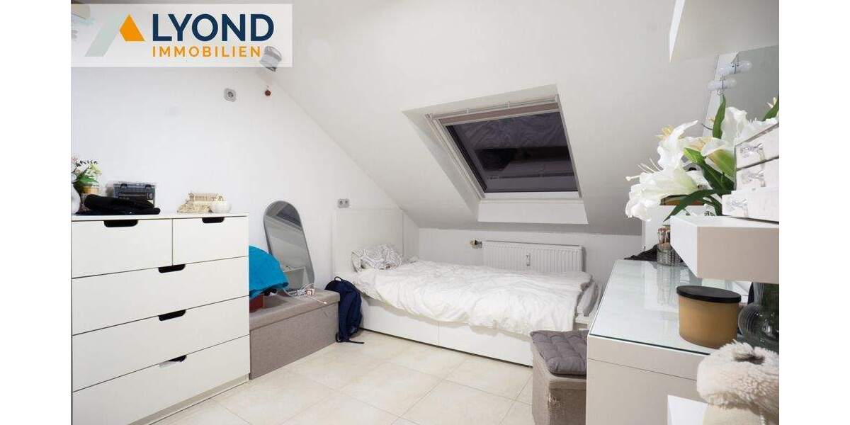 Etagenwohnung Moers Repelen - 4 Zimmer, 90 m&sup2;, 145.000&euro; | Angebot:25676842