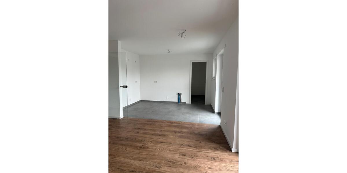 Etagenwohnung Geldern - 3 Zimmer, 86 m&sup2;, 1.140&euro; | Angebot:25961240