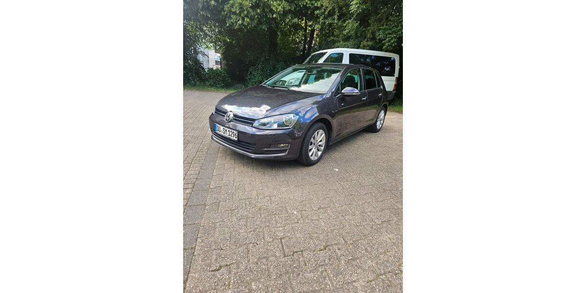 VW Golf 177.000 km 8.000 &euro; Duisburg 47249