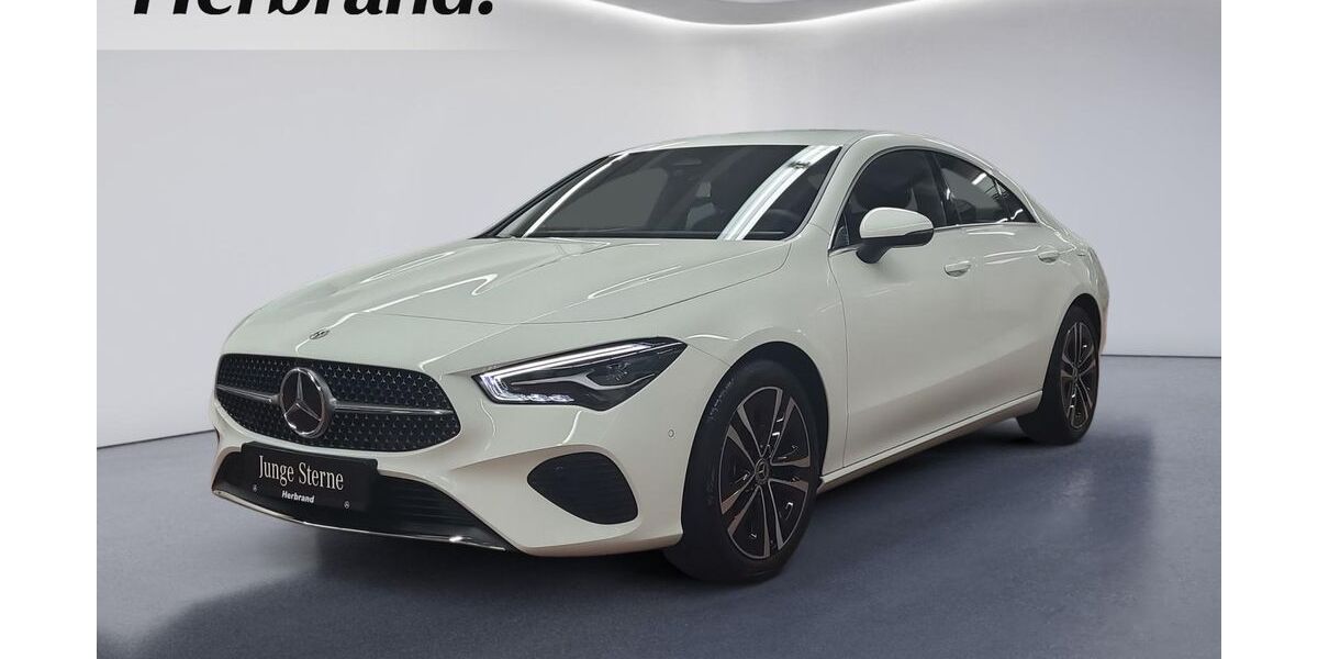 Mercedes-Benz CLA 180 4.519 km 31.990 &euro; Kevelaer 47623