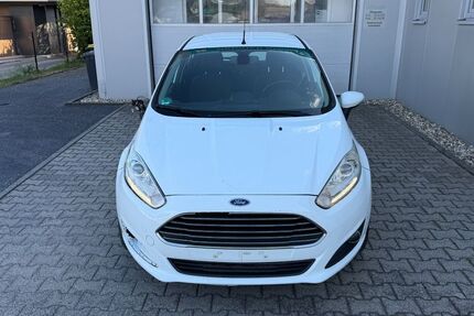 Ford Fiesta 186.000 km 2.500 &euro; GELDERN 47608