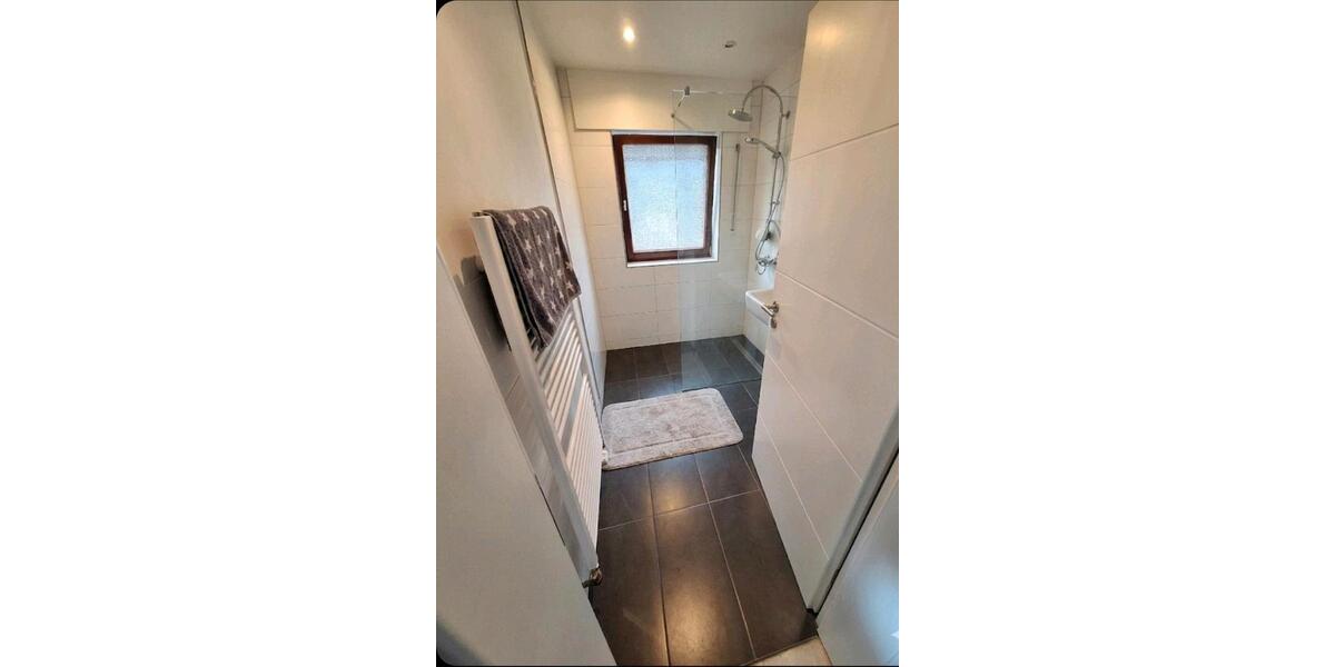 Einfamilienhaus Oberhausen Schmachtendorf - 6 Zimmer, 94 m&sup2;, 1.380&euro; | Angebot:26498379