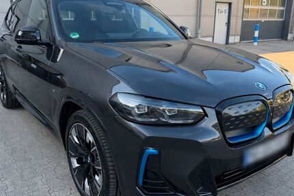 BMW iX3 28.000 km 41.980 &euro; Kamp-Lintfort 47475