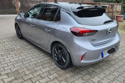 Opel Corsa 65.000 km 13.499 &euro; Dinslaken 46539