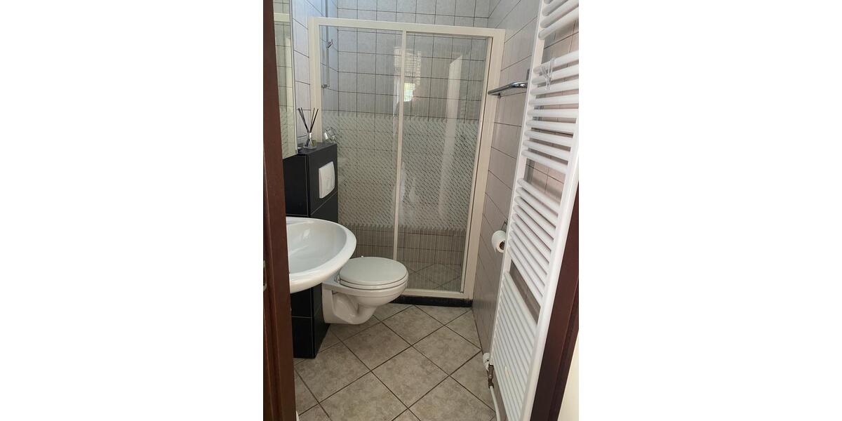 Etagenwohnung Rees - 1 Zimmer, 85 m&sup2;, 800&euro; | Angebot:25514448