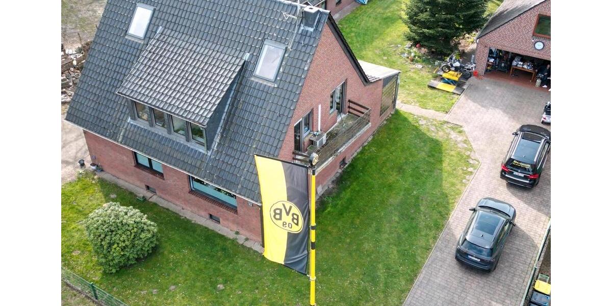 Mehrfamilienhaus, Wohnhaus Hünxe - 9 Zimmer, 180 m&sup2;, 770.000&euro; | Angebot:25810971