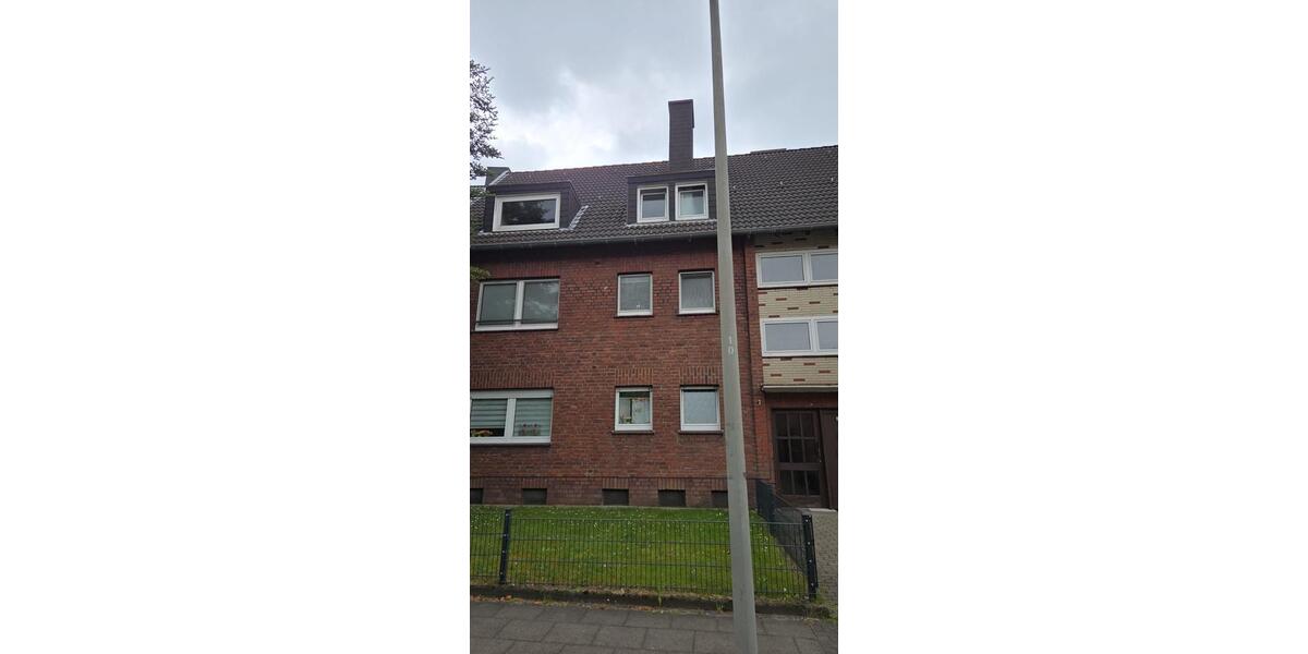 Dachgeschoßwohnung Oberhausen Biefang - 2 Zimmer, 46 m&sup2;, 375&euro; | Angebot:26577539