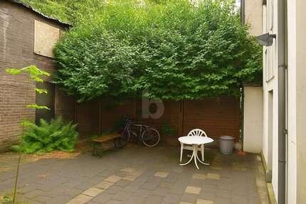 Haus Duisburg Laar - 13 Zimmer, 308 m&sup2;, 420.000&euro; | Angebot:27639083