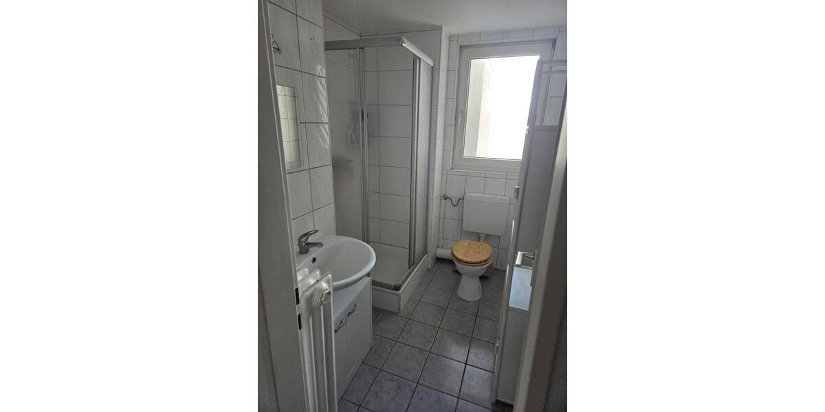Etagenwohnung Duisburg - 2 Zimmer, 58 m&sup2;, 735&euro; | Angebot:25943411