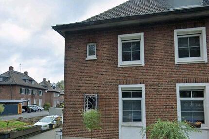 Haus Duisburg Rheinhausen - 4 Zimmer, 130 m&sup2;, 480.000&euro; | Angebot:25616683