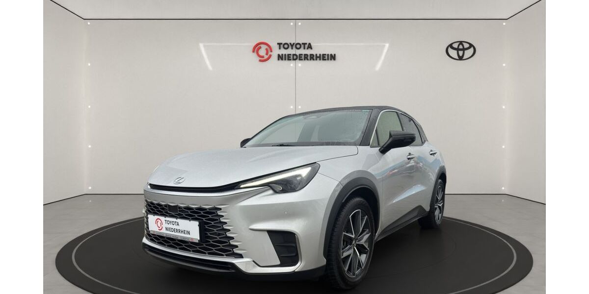 Lexus LBX 13.100 km 31.885 &euro; Bocholt 46395