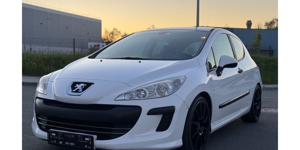 Peugeot 308 170.000 km 2.490 &euro; Bottrop 46238