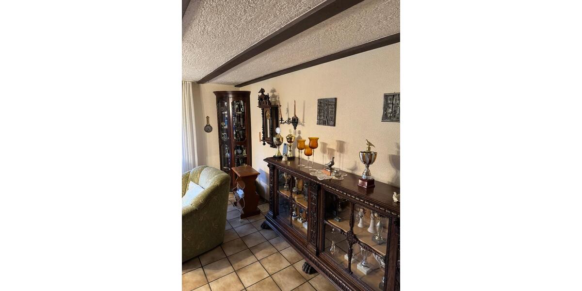 Einfamilienhaus Moers Schwafheim - 5.5 Zimmer, 132 m&sup2;, 1.000&euro; | Angebot:25905817