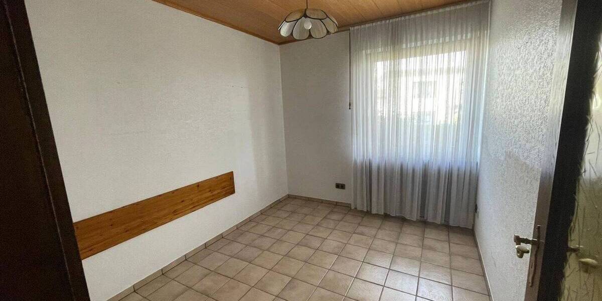 Bungalow Moers Kapellen-Mitte - 5 Zimmer, 121 m&sup2;, 425.000&euro; | Angebot:25984255