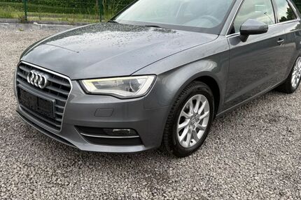 Audi A3 74.000 km 10.950 &euro; Dinslaken 46539