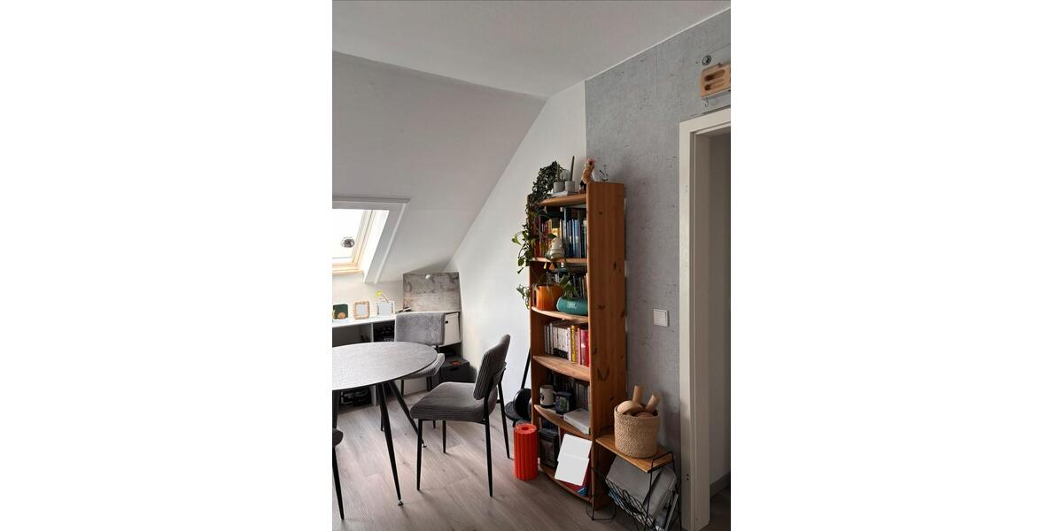 Dachgeschoßwohnung Rheinberg - 2.5 Zimmer, 57 m&sup2;, 140.000&euro; | Angebot:27290661