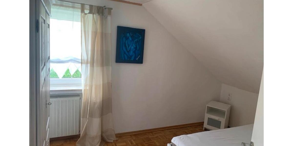 Dachgeschoßwohnung Uedem - 2 Zimmer, 45 m&sup2;, 675&euro; | Angebot:24994345