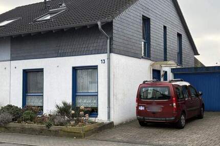 Haus Moers Kapellen-Mitte - 4 Zimmer, 114 m&sup2;, 425.000&euro; | Angebot:25668381