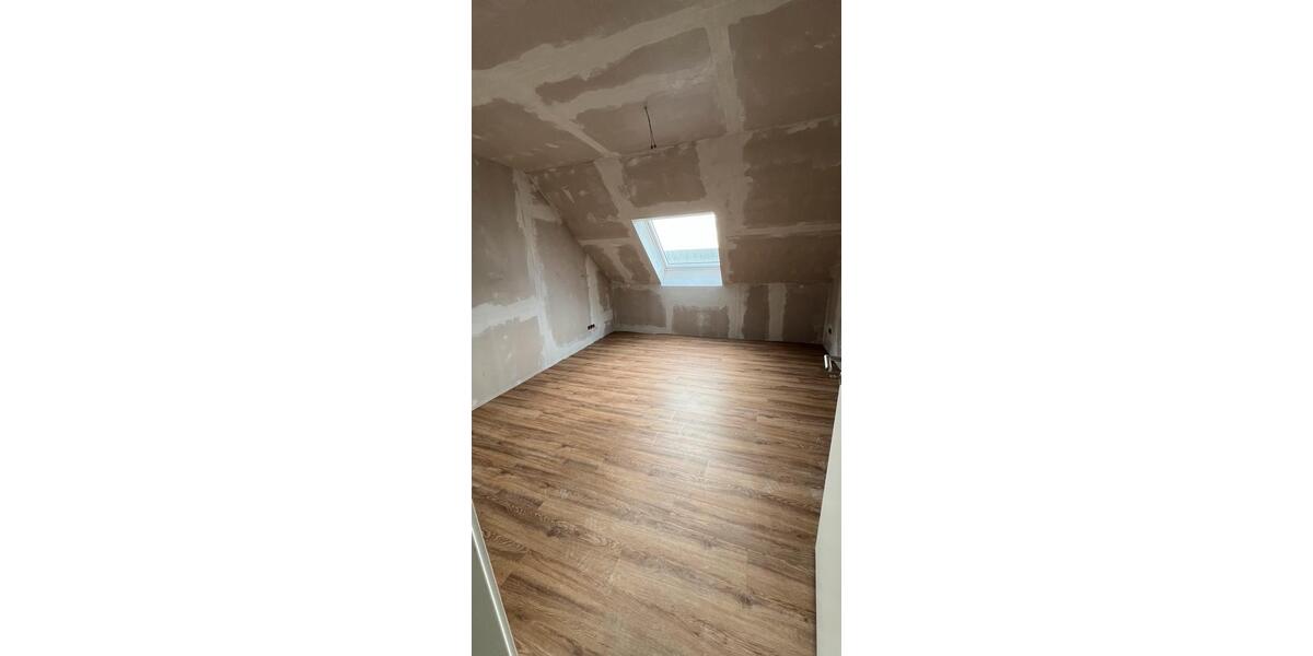 Etagenwohnung Schermbeck - 3 Zimmer, 91 m&sup2;, 1.100&euro; | Angebot:25646329