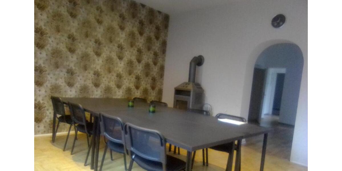 Reihenhaus Duisburg Essenberg - 9 Zimmer, 207 m&sup2;, 250.000&euro; | Angebot:24774566